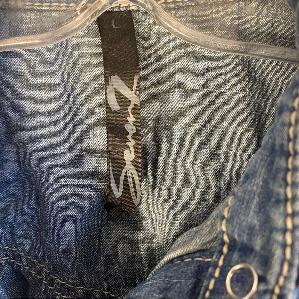 Seven7 Blue Denim Button Down Shirt - Picture 5 of 13